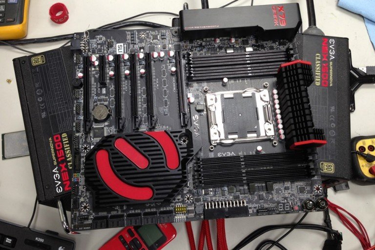 Evga X79 dark pro