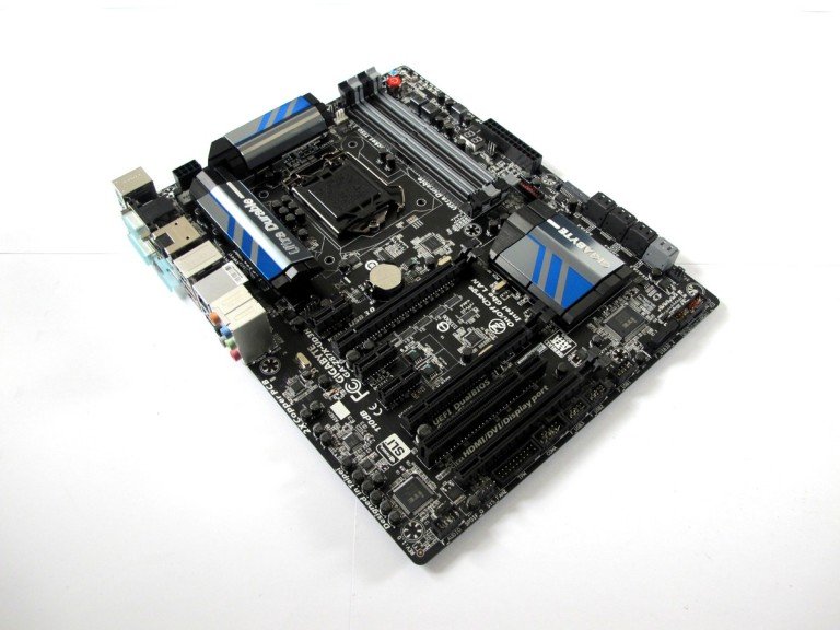 Gigabyte Z87X-UD3H en vidéo