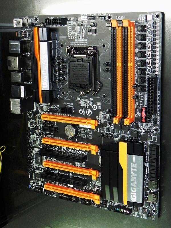 GA-Z87X-OC en image !