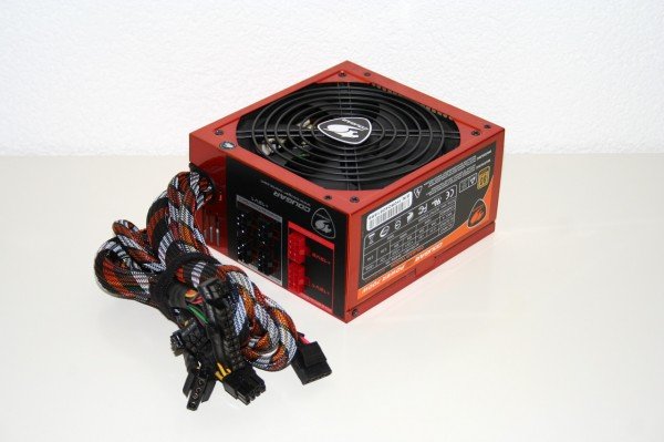 Cougar CMX700 en vidéo !