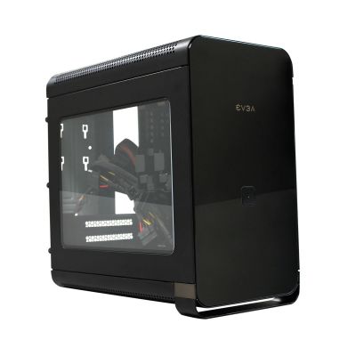 EVGA se lance… dans les boitiers