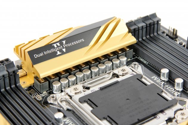 Asus X79-Deluxe