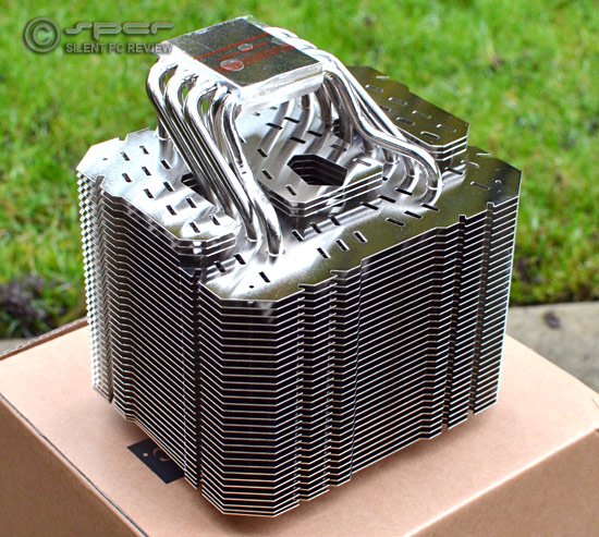 Thermalright HR-22 : 90€ et sans ventilateur !