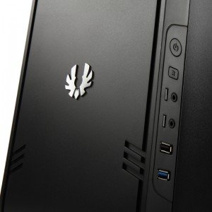 BitFenix : le COMRADE le boitier a petit prix !