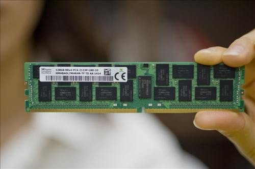 Des modules DDR4 haute densité de 128 Go chez SK Hynix