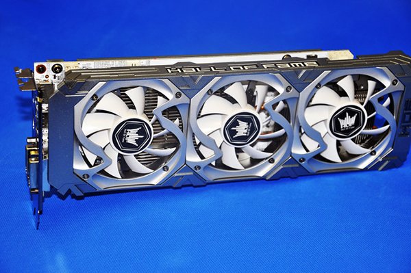 Une GTX 750 Ti HOF chez Galaxy