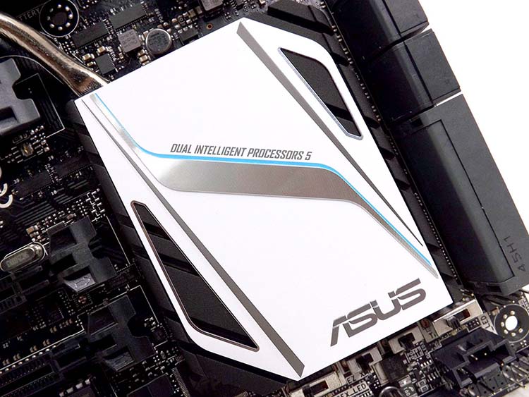 L&rsquo;Asus X99 Deluxe vaut-elle le coup ?