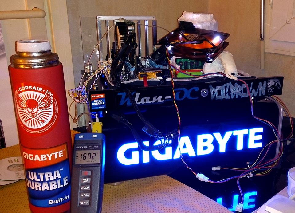 [LN2] OC avec la X99-SOC Force et Doc Brown