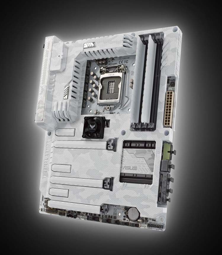 Asus TUF Sabertooth Z97 Mark-S enneigée