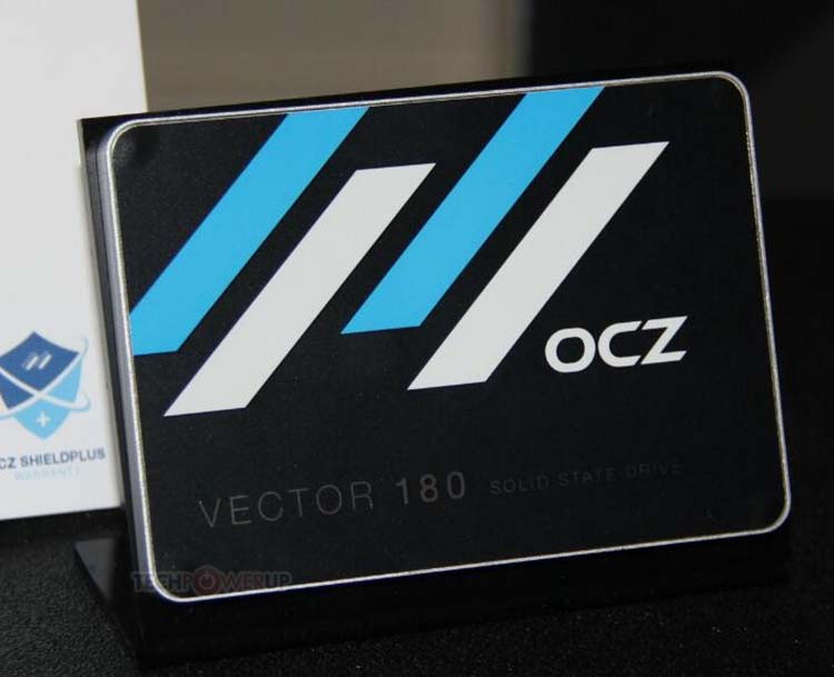 Le Vector 180 se dévoile chez OCZ