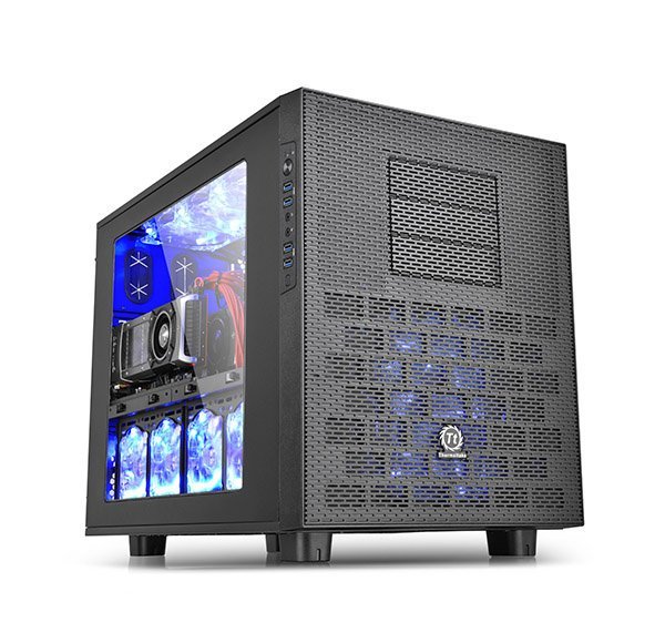 Du boîtier cube E-ATX chez Thermaltake