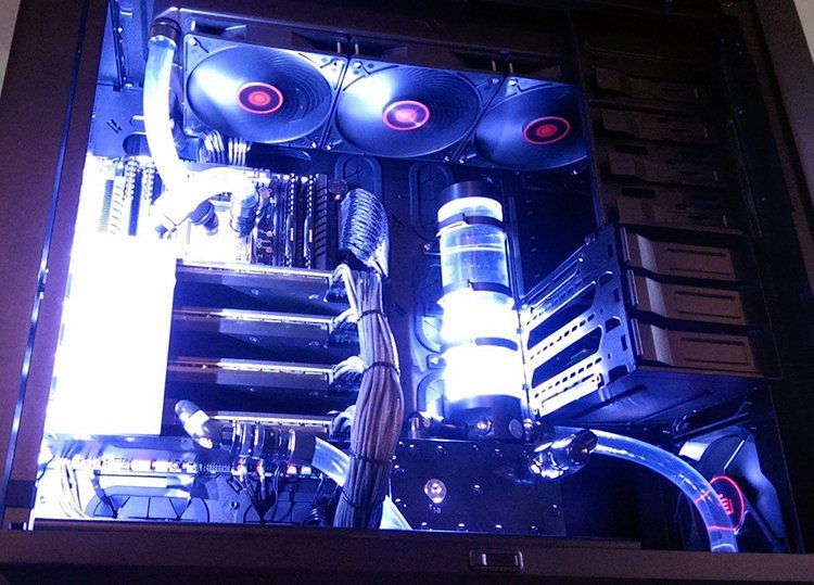 Quatre GTX Titan Z pour le show du Super Bowl !