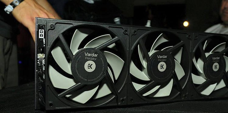 EK Predator, un premier AIO par la marque ?