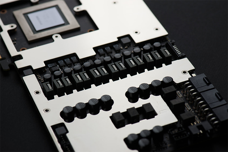 Le PCB de la GTX 980 Ti K|NGP|N Edition se dévoile
