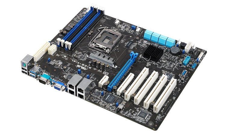 ASUS P10S-V/4L : une carte au layout atypique !
