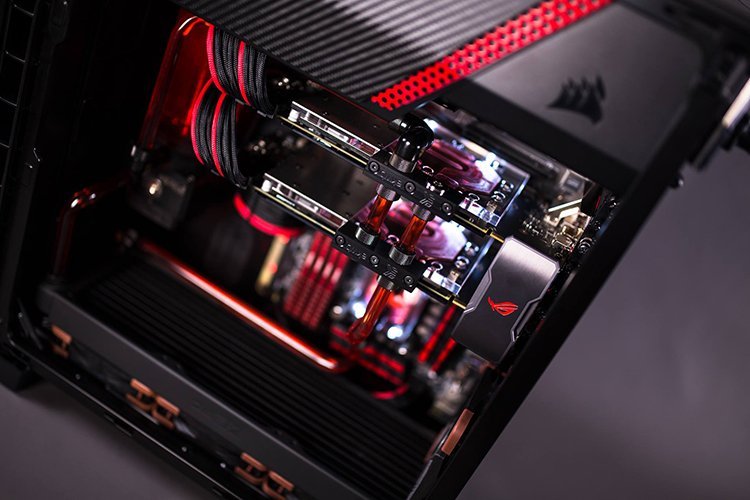 Présentation du mod Corsair 600C Frist build de HRC