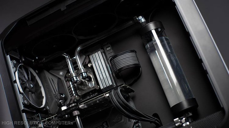Présentation du mod Corsair 780T DarkMax de HRC