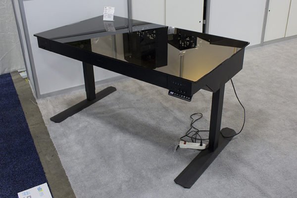 Lian Li Desk DK-05