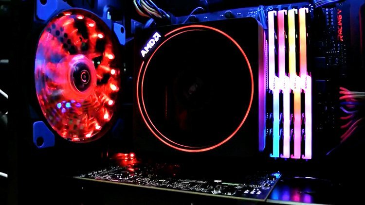 Une petite démo du Wraith Max RGB, le nouveau radbox d&rsquo;AMD ?