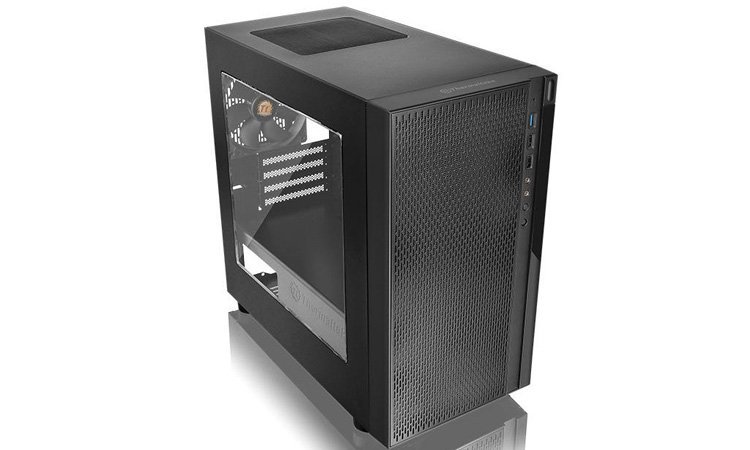 Avec son Versa H18, Thermaltake propose un petit boîtier à $50 !
