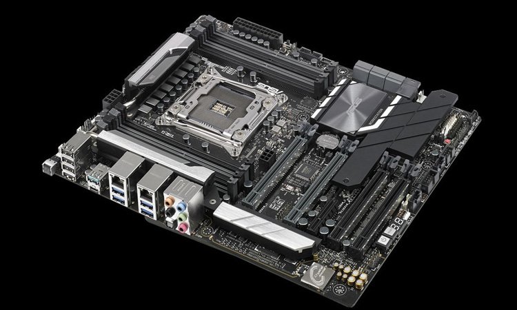 WS C422 Pro SE : Encore une carte mère serveur chez ASUS !