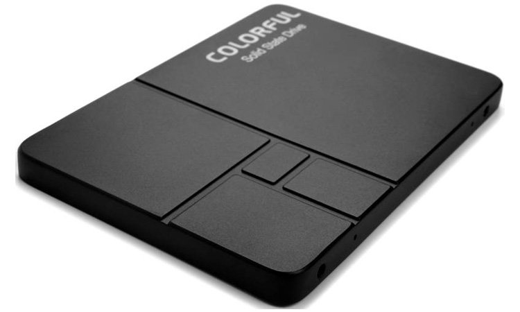 Colorful dans le SSD avec ses Plus series !