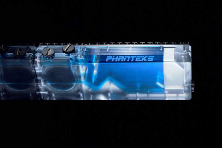 R160 & R220 : Deux réservoir de watercooling plat chez Phanteks !
