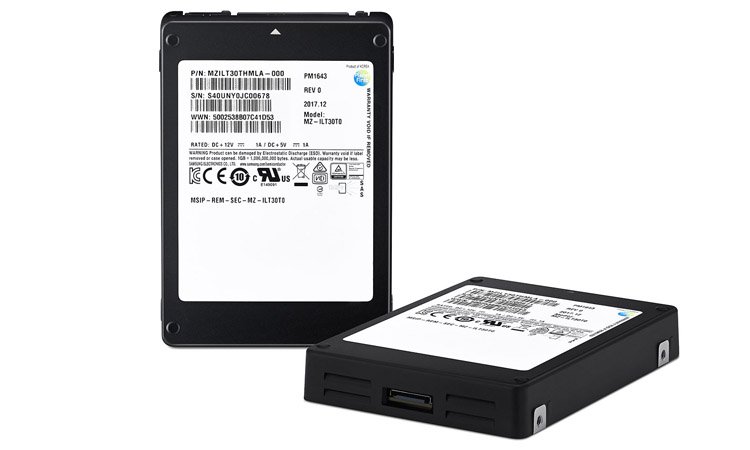 Samsung PM1643 : Du SSD de 30 To produit en masse !