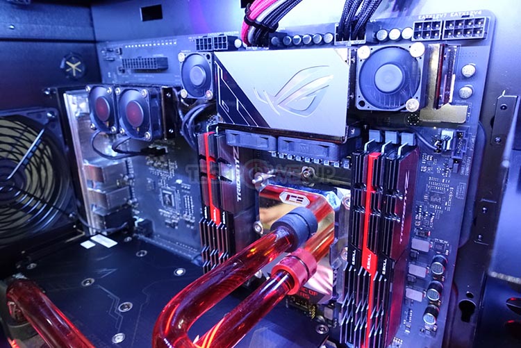 Computex 2018 : Une ROG Dominus avec un Skylake-XCC dessus !