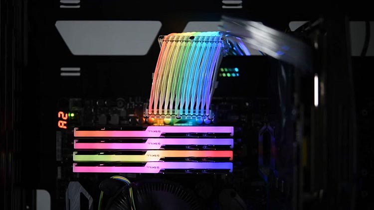 Computex 2018 : Les premiers câbles RGB au monde chez Lian Li !