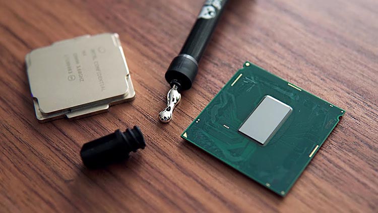 i9 9900K : le grand retour des IHS soudés chez Intel ?