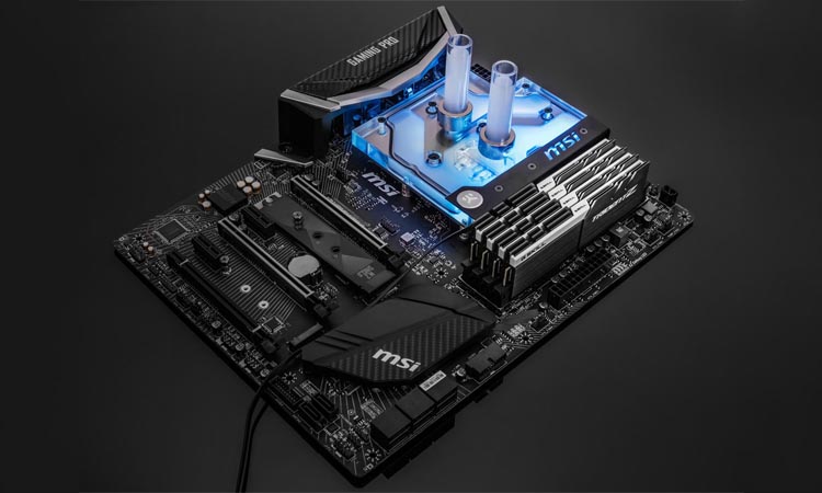 EK-FB MSI X470 Pro Carbon RGB : Et un bloc pour la MSI X470 Pro Carbon !