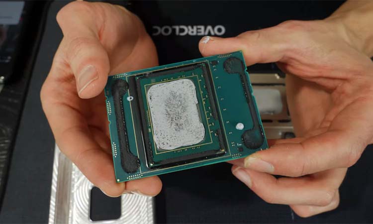 Xeon W-3175X delid :  presque 9°C de gagné !