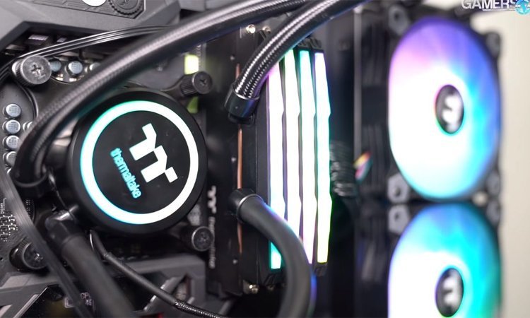 Un prototype d&rsquo;AIO refroidissant CPU et RAM chez Thermaltake