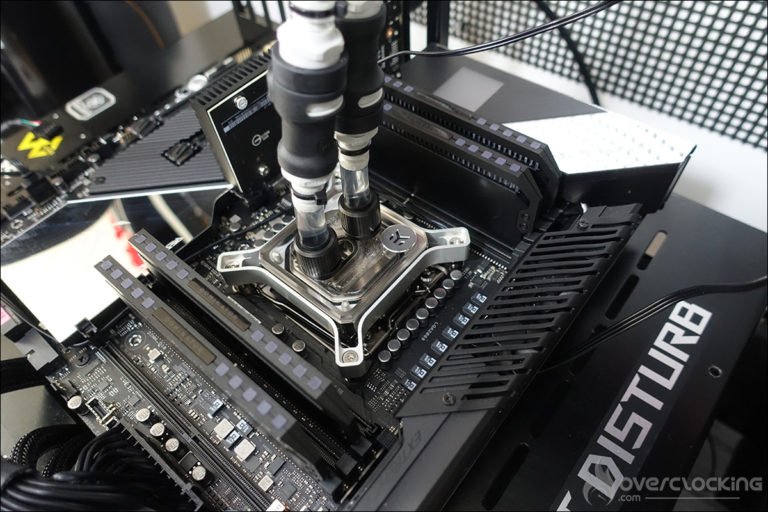 Configuration de tests Asus Rampage VI Extreme Encore