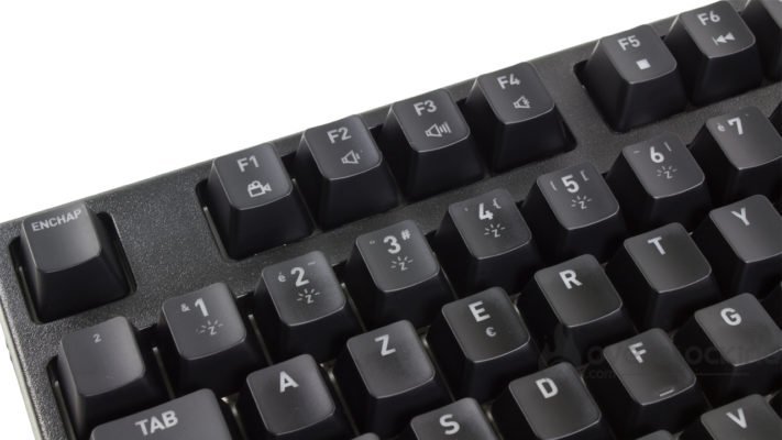 Xtrfy K4 RGB - Raccourcis multimédias