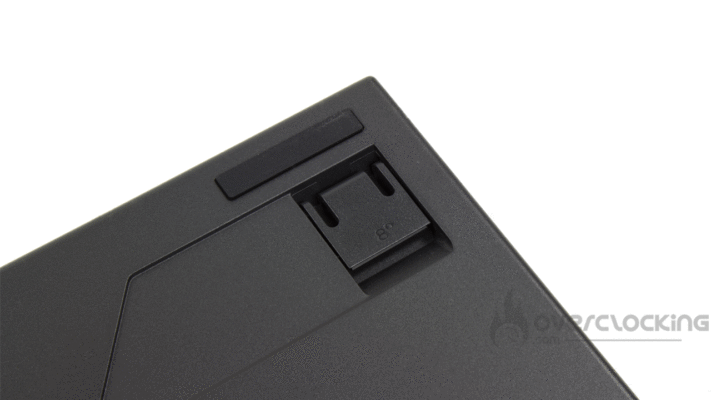 Corsair K60 RGB Pro - Pattes de surélévation