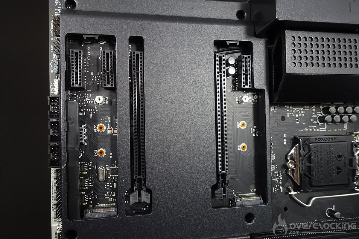 La carte mère N7 490 de NZXT