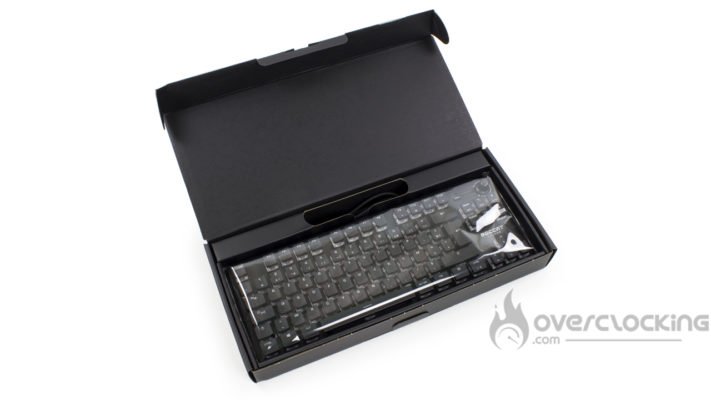 Roccat Vulcan TKL Pro - sortie de boîte