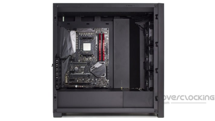 Corsair iCUE 5000X RGB Black montage carte mère