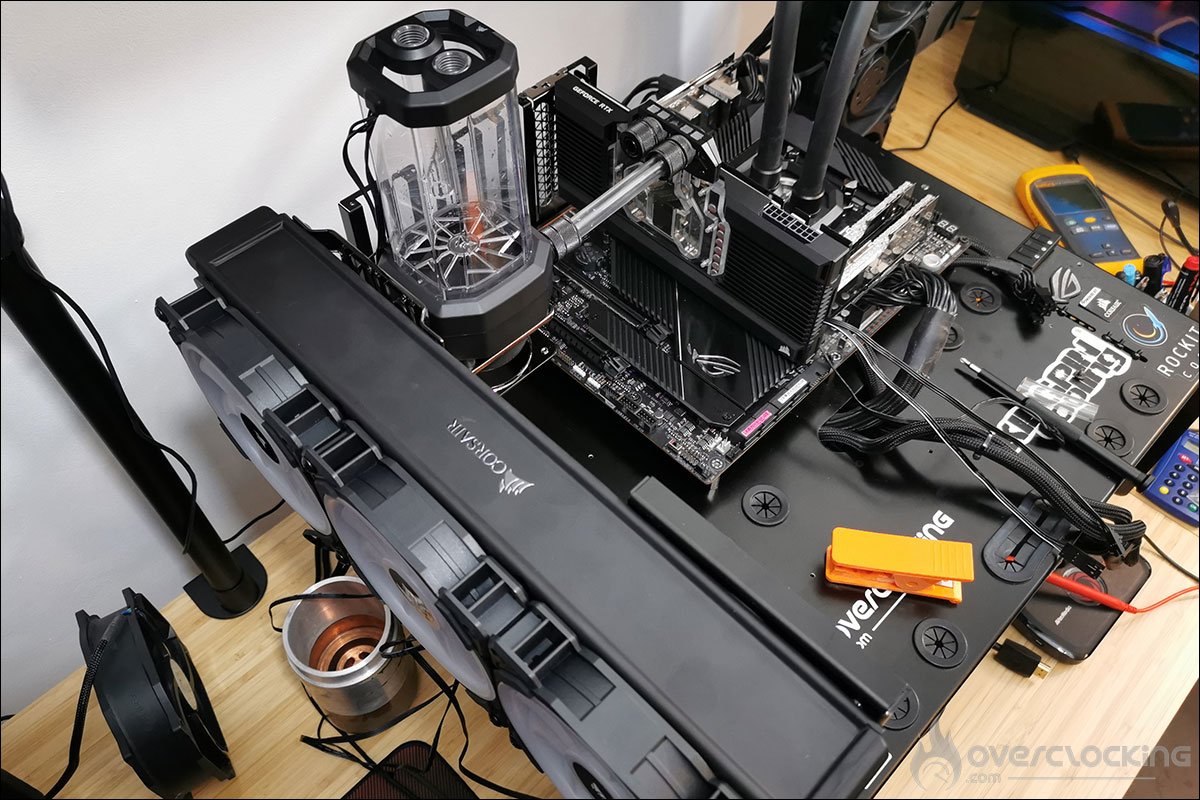 Boucle de refroidissement Corsair Hydro X