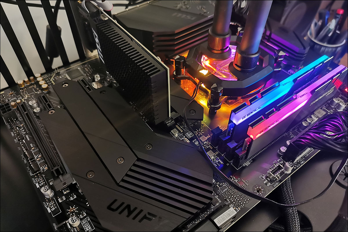 MSI MEG B550 Unify