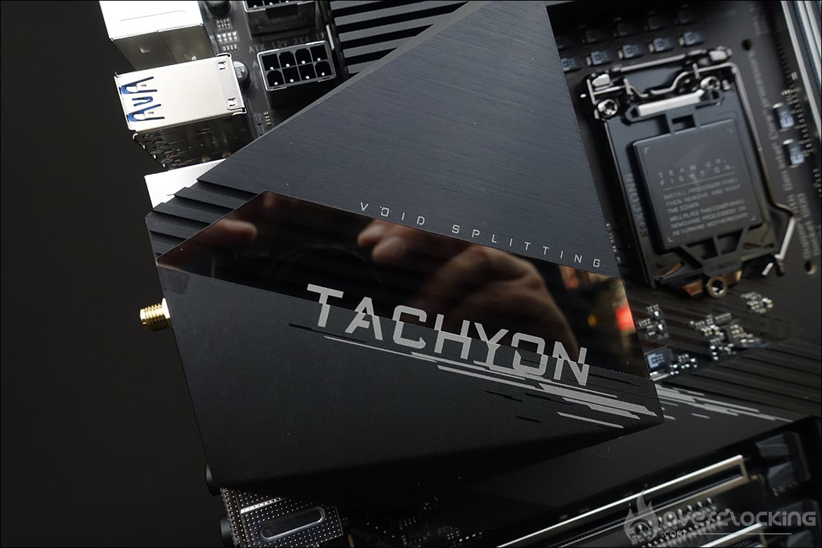 Carte mère Aorus Z590 Tachyon