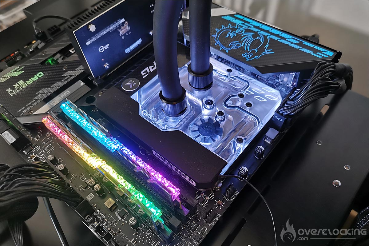 La carte mère MSI MEG Z590 Carbon EK X