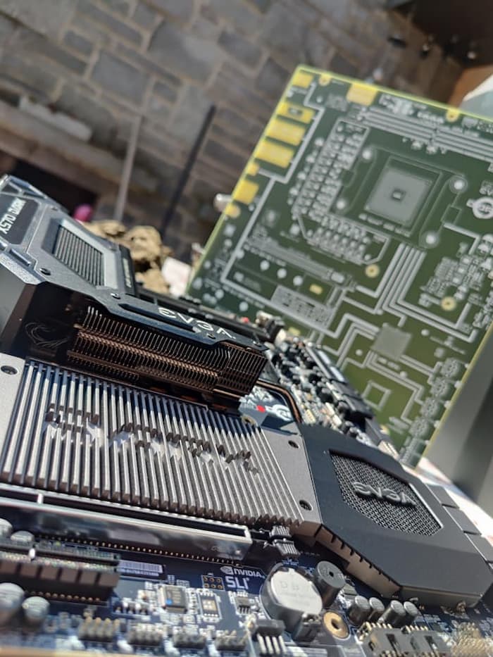 X570 DARK 