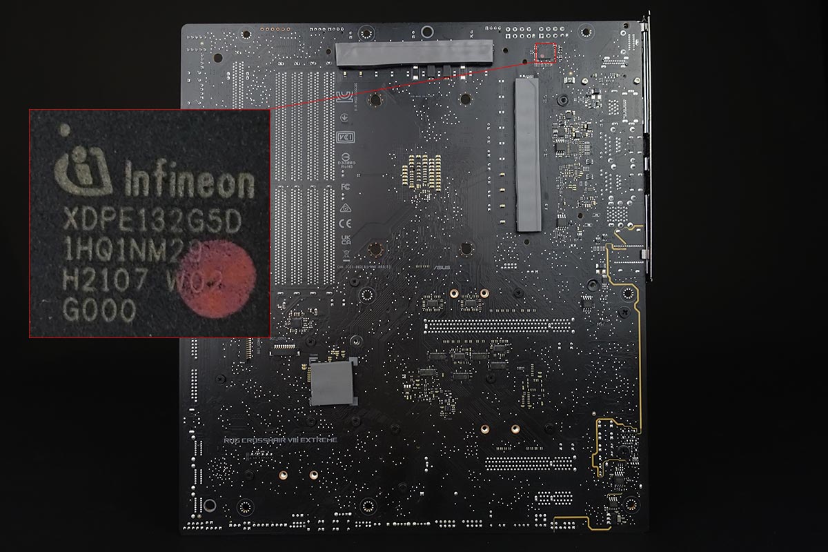 La carte mère Asus ROG Crosshair VIII Extreme