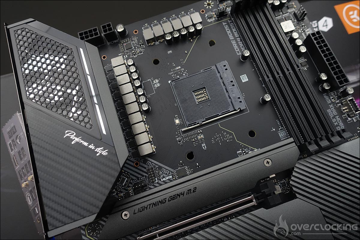 La carte mère MSI MPG X570S Carbon EK X