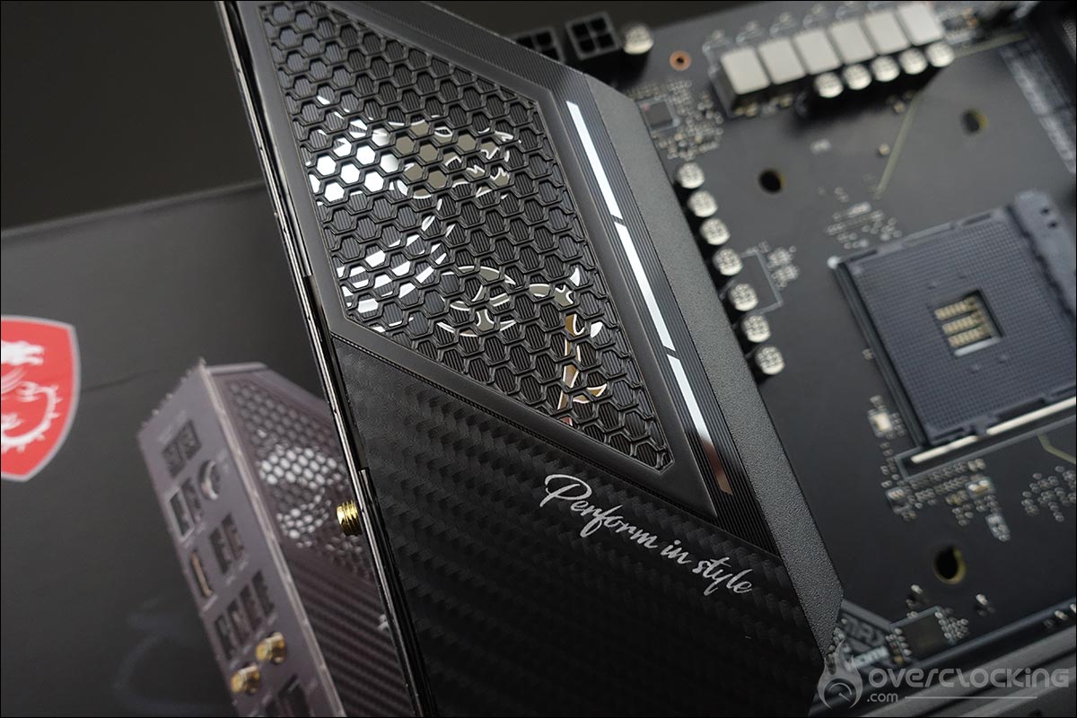 La carte mère MSI MPG X570S Carbon EK X