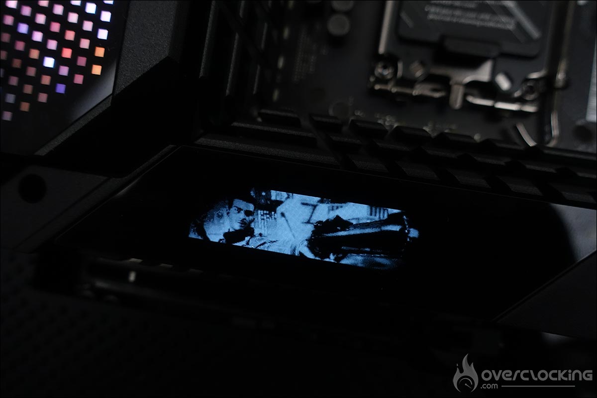 La carte mère ROG Z690 EXTREME d'Asus