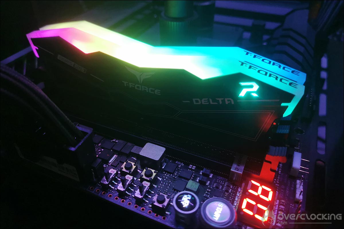 Le kit mémoire Delta RGB 6400 MT/S CL40 de Teamgroup